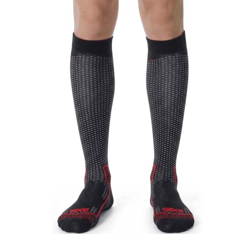 Șosete funcționale până la genunchi SIXS LONG V3 negru carbon-roșu