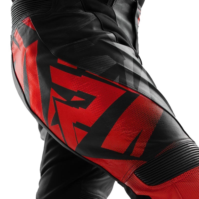 Pantaloni de motocicletă din piele Rebelhorn Inferno negru-roșu fluo