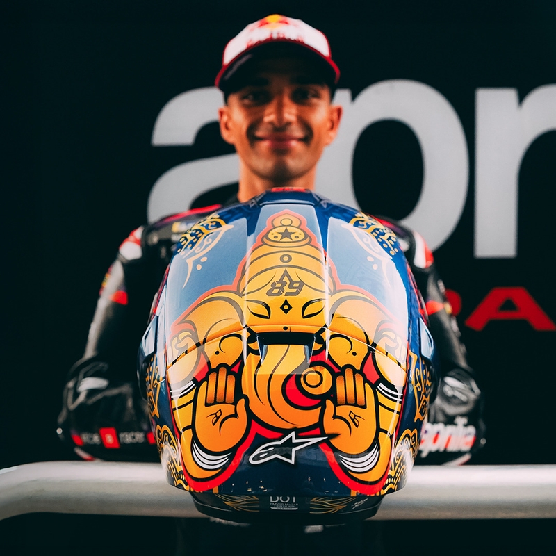 Cască integrală pentru motocicletă Alpinestars Supertech R10 Marthainator ediție limitată JORGE MARTIN albastru perlat auriu roșu