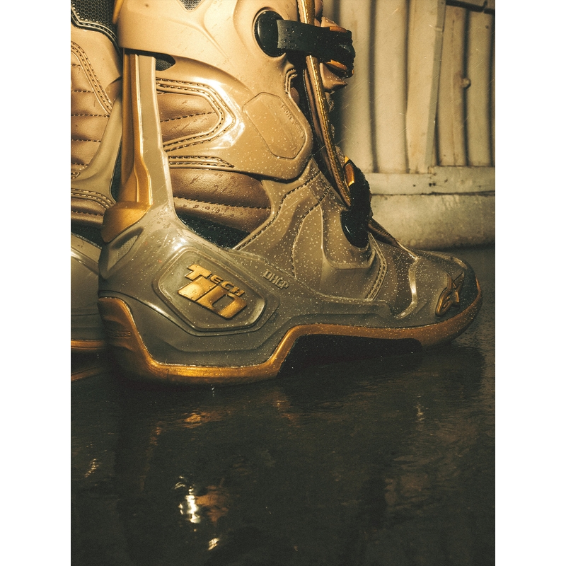 Ghete Motocicletă Alpinestars TECH 10 Ediție Limitată AIR GOLD Maro Auriu