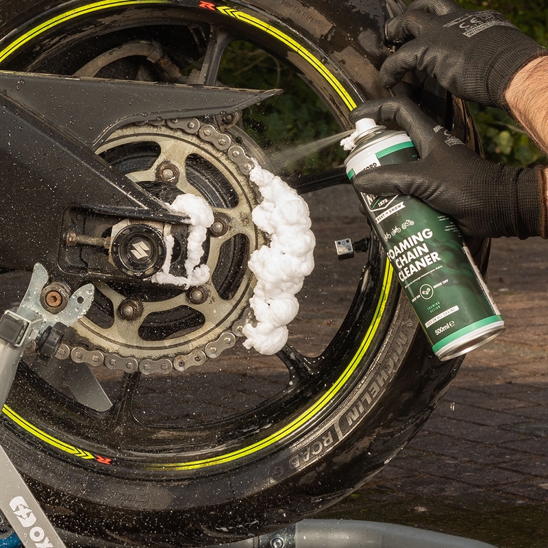 Soluție spumoasă pentru curățarea lanțurilor de motociclete/motociclete MINT 500 ml