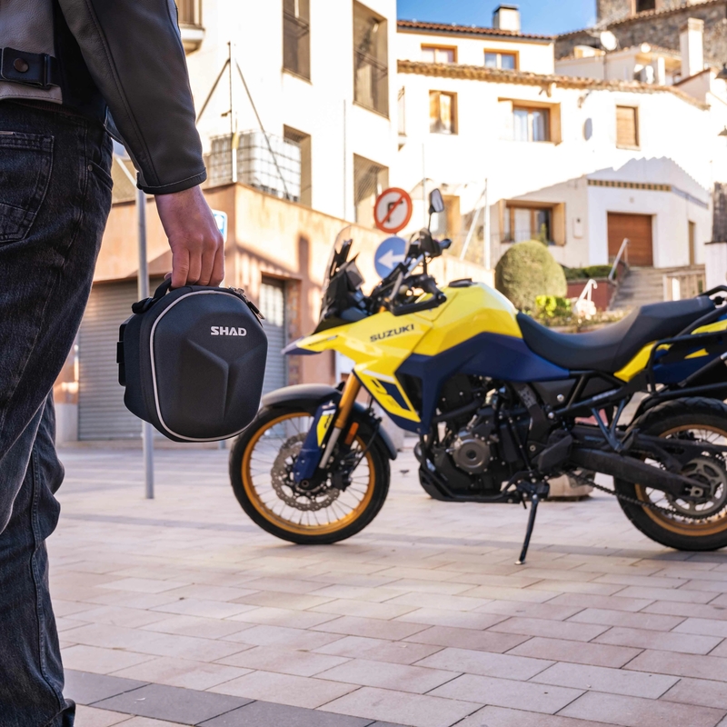 Geanta de rezervor (tank bag) SHAD E02C for click system