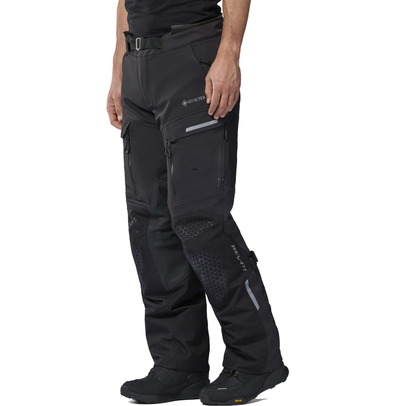 Pantaloni de motocicletă Revit Defender 4 GTX negri