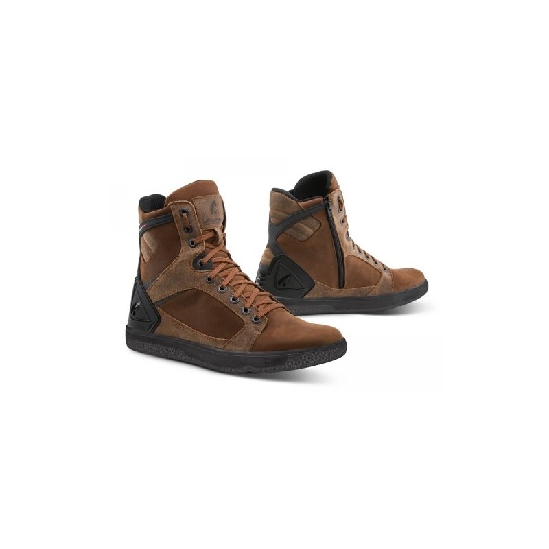 Pantofi Moto Forma Hyper WP maro lichidare
