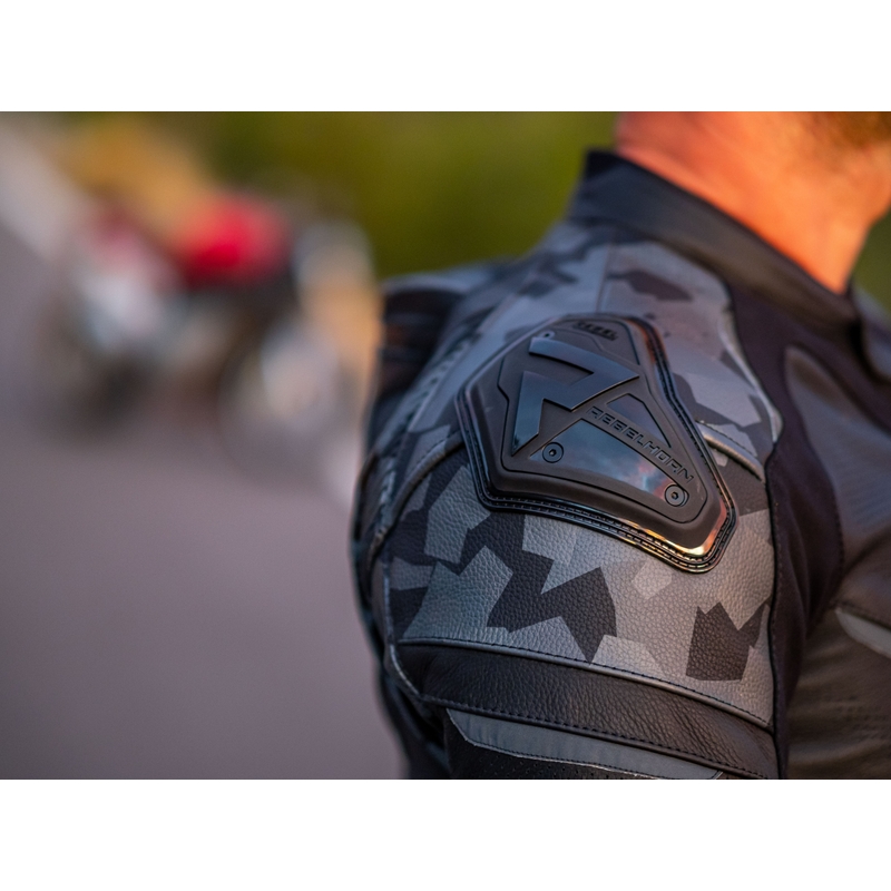 Geacă motociclistă Rebelhorn Rebel neagră la reducere lichidare